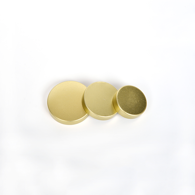 Custom Logo Printing Gold/Silver Foil Stamping Plastic Cap Chormed Bottle Lid